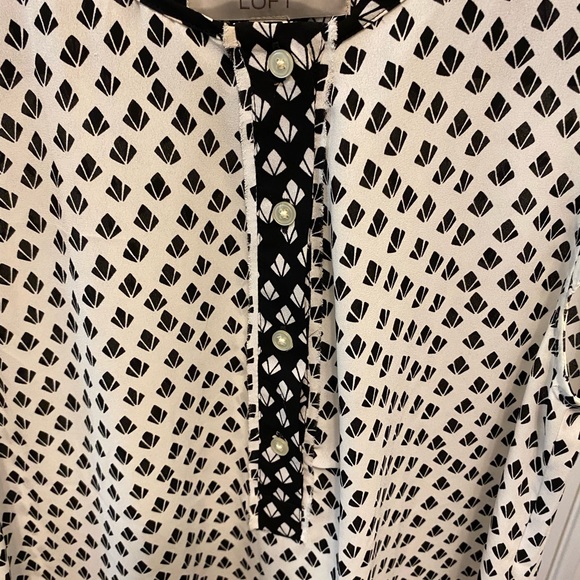 Loft Geometric Print Popover Top SS S - Picture 3 of 8
